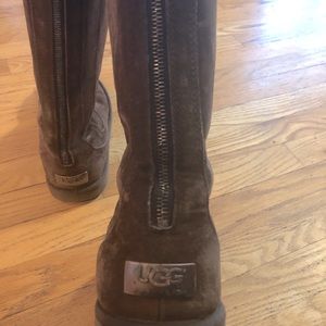 Tall Zip Back Ugg’s